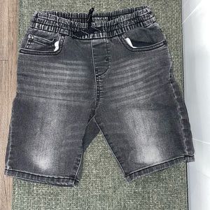 Boys’ shorts